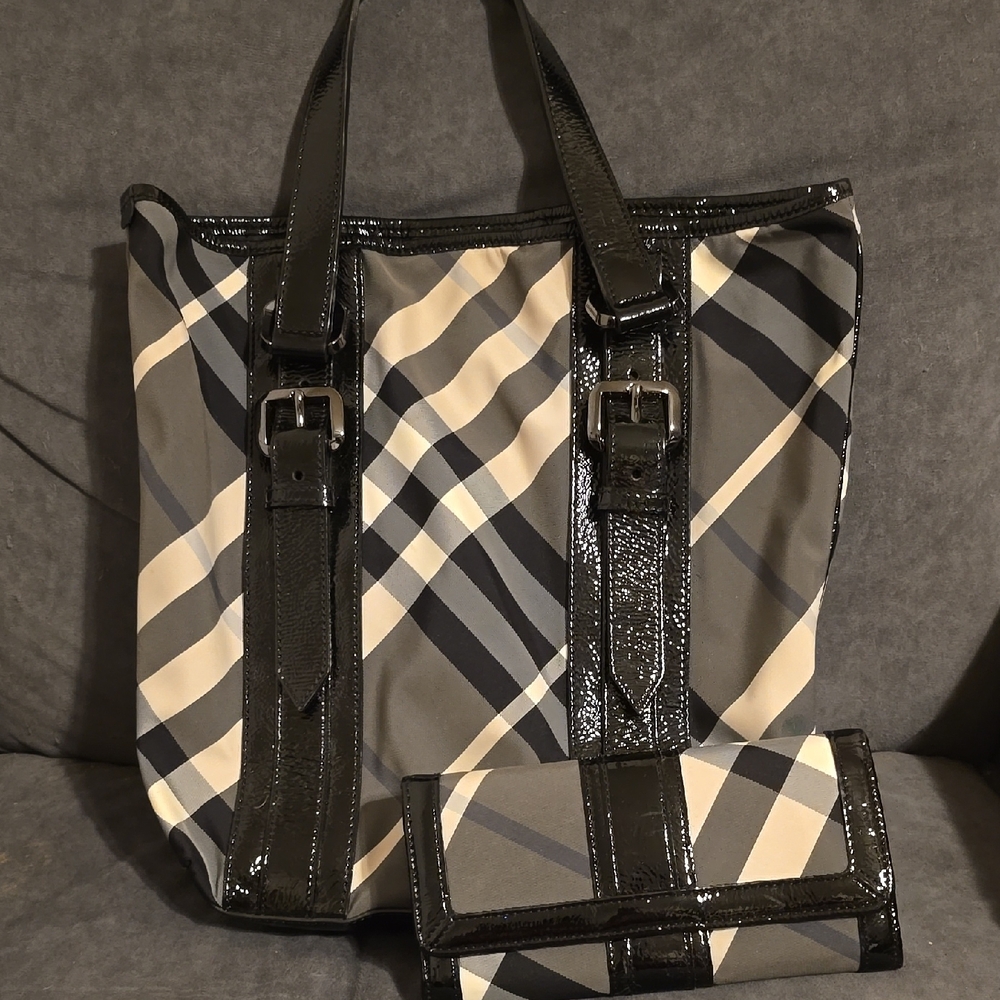 Burberry Black and Cream Plaid Tote